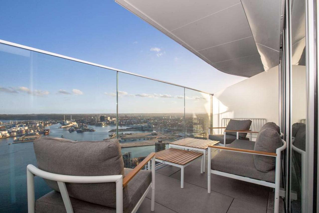 Danmarks Hojeste Penthouse Lejlighed I Lighthouse - 42 Sal Århus Exteriör bild